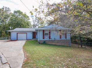 102 Woodglen Ct, Woodstock, GA 30188