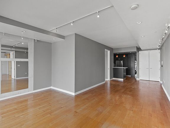 4th image of 13-11 Jackson Ave #8E