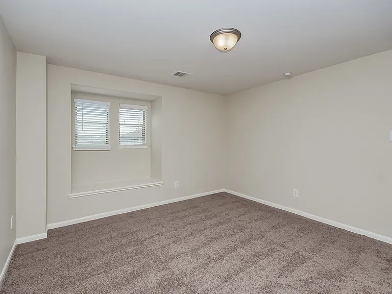 20730 Dickinson Manor Ln — Photo 13