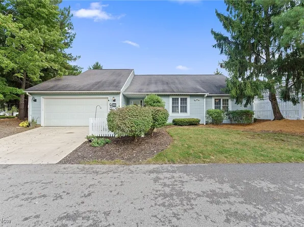 889 Sutton Pl, Akron, OH 44313