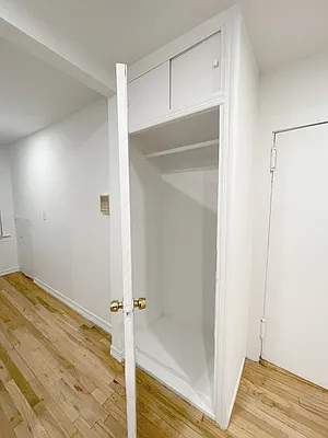 Rented by Compass | media 9