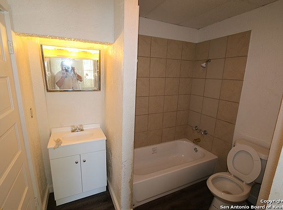 5th image of 539 Denver Blvd