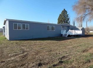 223415 E Cochran Rd, Kennewick, WA 99337
