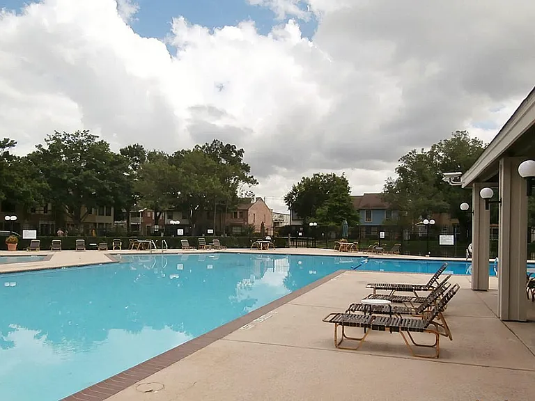5800 Lumberdale Rd #86 — Photo 46