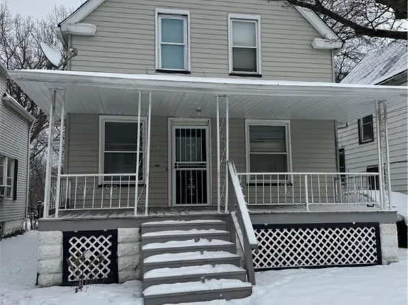 2963 E 67th St, Cleveland, OH 44127