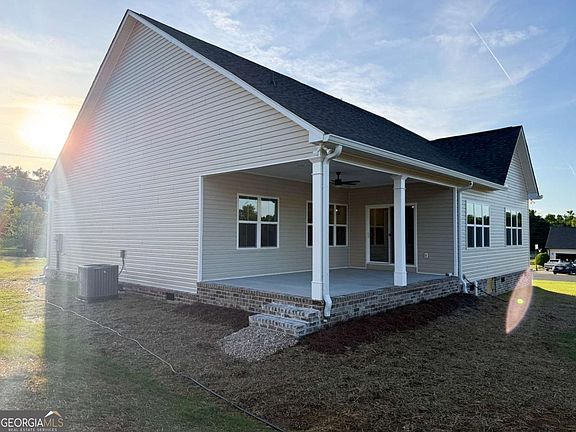 4th image of 113 Mill Stone Ln SE