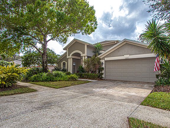 3rd image of 10616 Chambers Dr