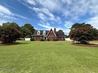 201 William D Evans Ct, Kathleen, GA 31047