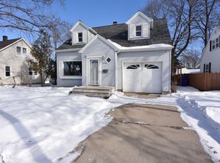 1008 N Badger Ave, Appleton, WI 54914