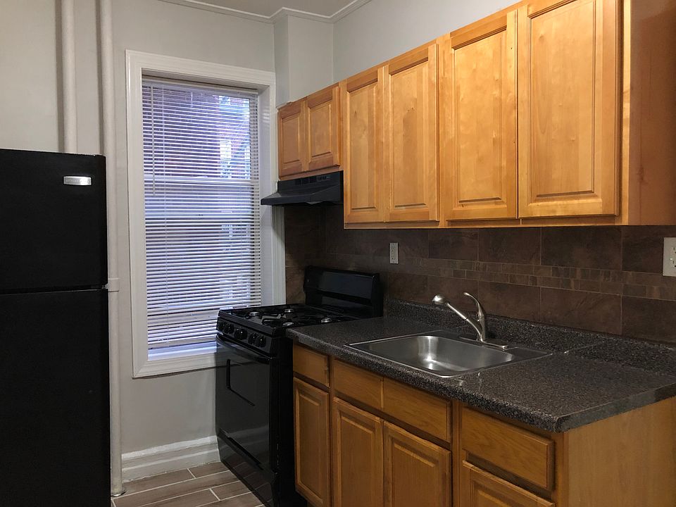 2nd image of 19 Kensington Ave #23Q