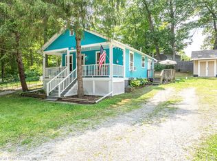725 Camilla Blvd, Lake Orion, MI