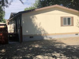 321 13th St, Carlin, NV 89822