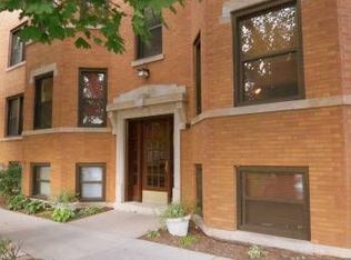 1146 Ontario St #3, Oak Park, IL 60302
