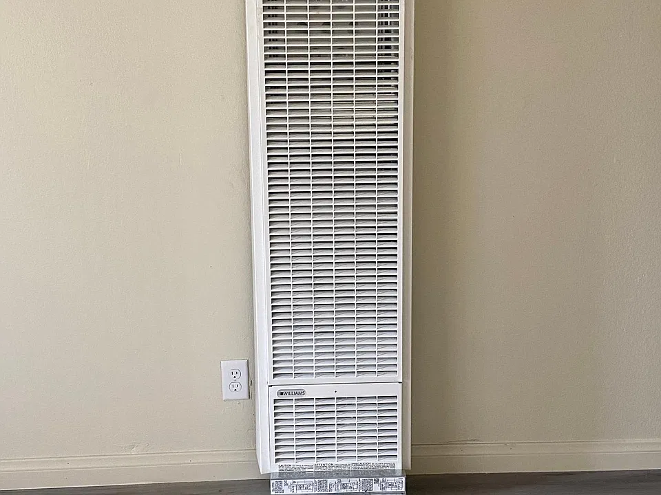 BRAND NEW HEATING UNIT