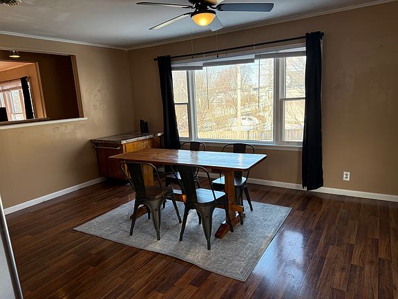 4th image of 130 E Seneca St #1
