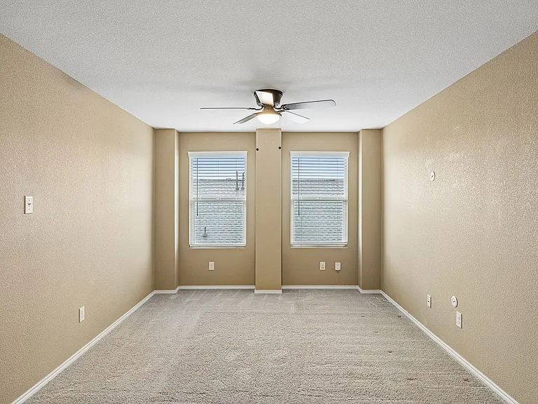 1605 Fields View Dr — Photo 23