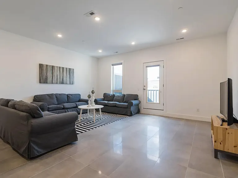 1254 Point Breeze Ave #A — Photo 20