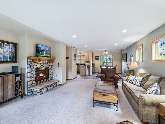 5th image of 717 Meadow Drive UNIT B
