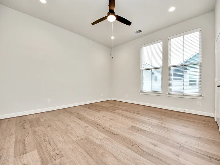 2319 Silva Park Ln — Photo 17