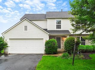 653 Village Park Dr, Powell, OH 43065