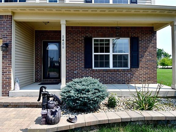 2nd image of 8406 Belmont Dr