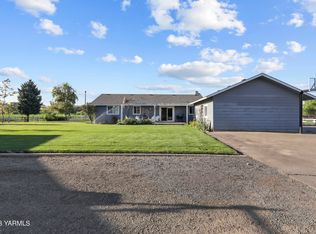14200 McInnis Ln, Yakima, WA 98903
