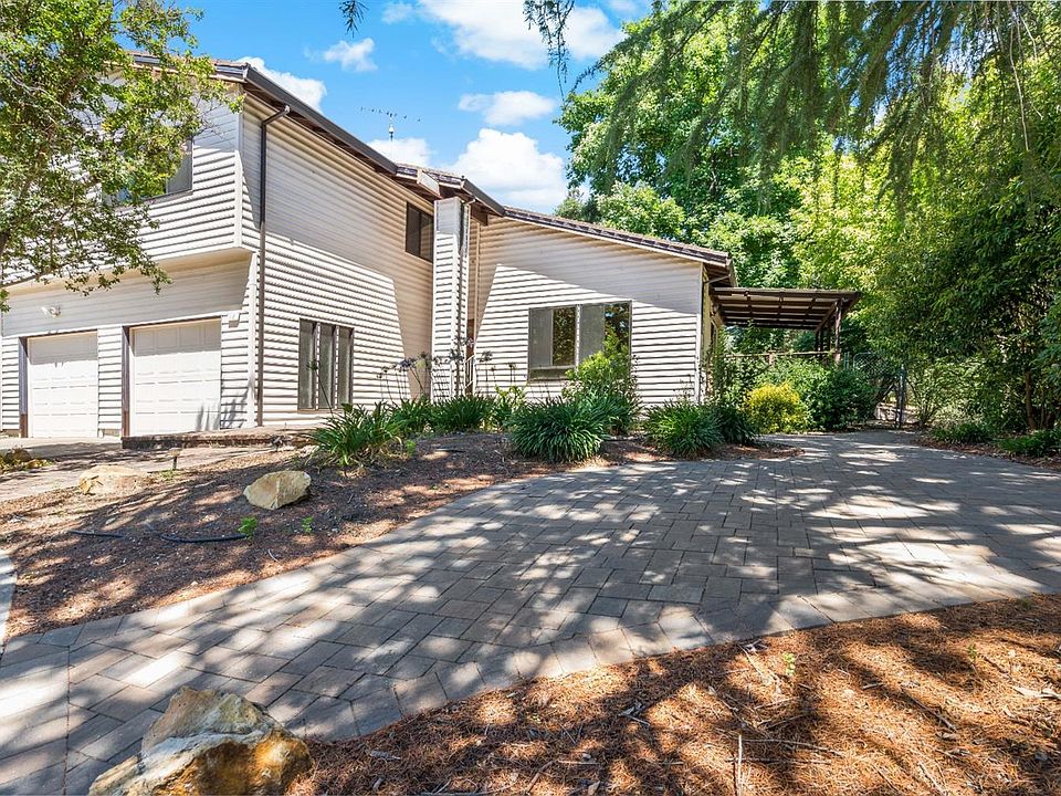 1st image of 112 Hillswood Dr