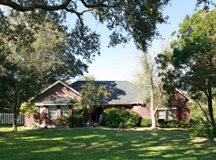 9615 Primrose, Garden Ridge, TX 78266