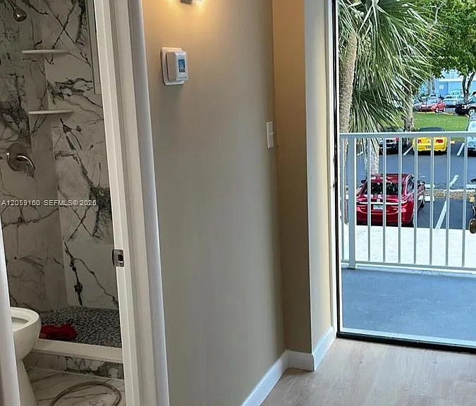 120 Royal Park Dr #2D — Photo 7