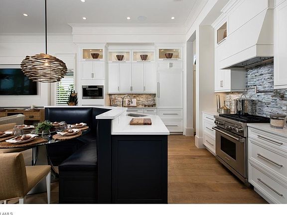 3rd image of 18108 Via Portofino Way