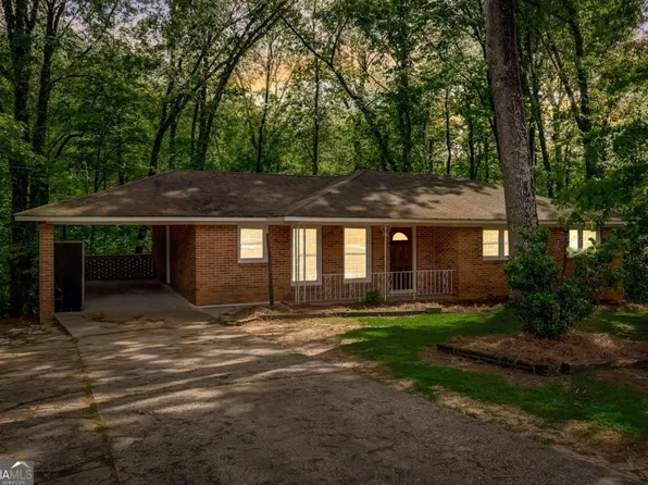 228 Kensington Cir, Bremen, GA 30110