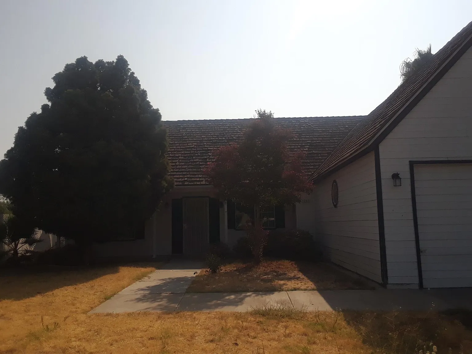 1241 Ash Ave photo 1