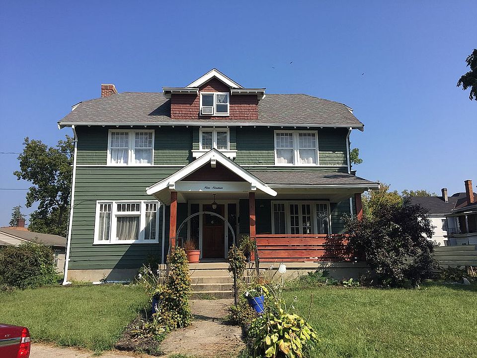 1st image of 919 4th Ave