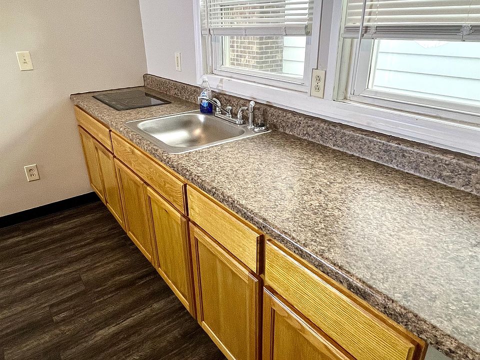 plenty of counter space