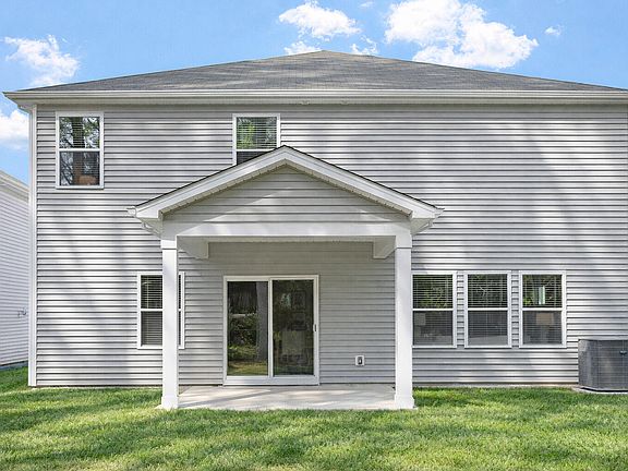 4th image of 1105 Umstead Grove Way