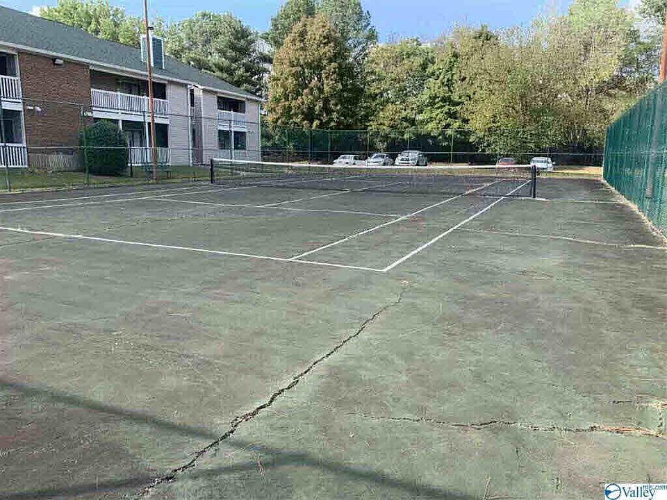 Tennis, Basketball & Pickle ball Courts