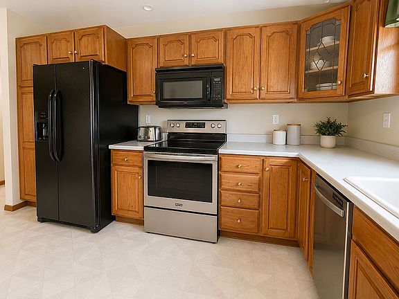4th image of 406 7th Ave NE