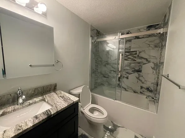 30-32 Dunhill St, Springfield, MA 01151