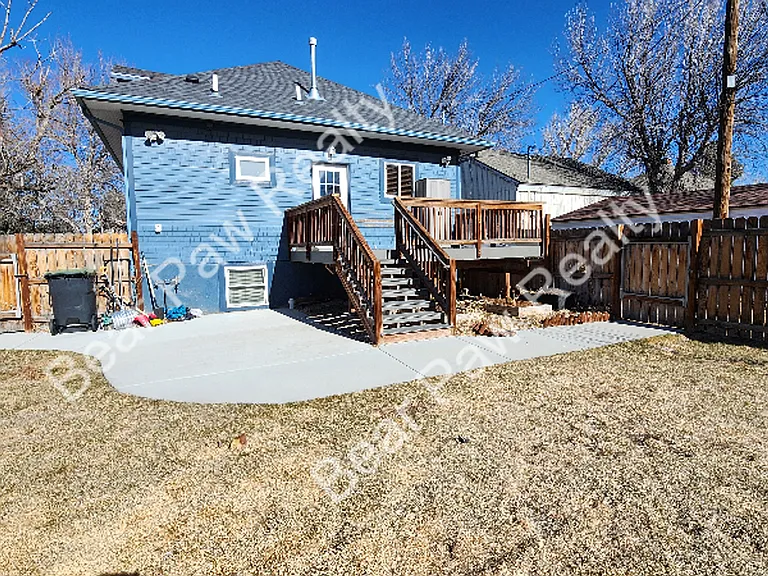 1007 W 29th St — Photo 24