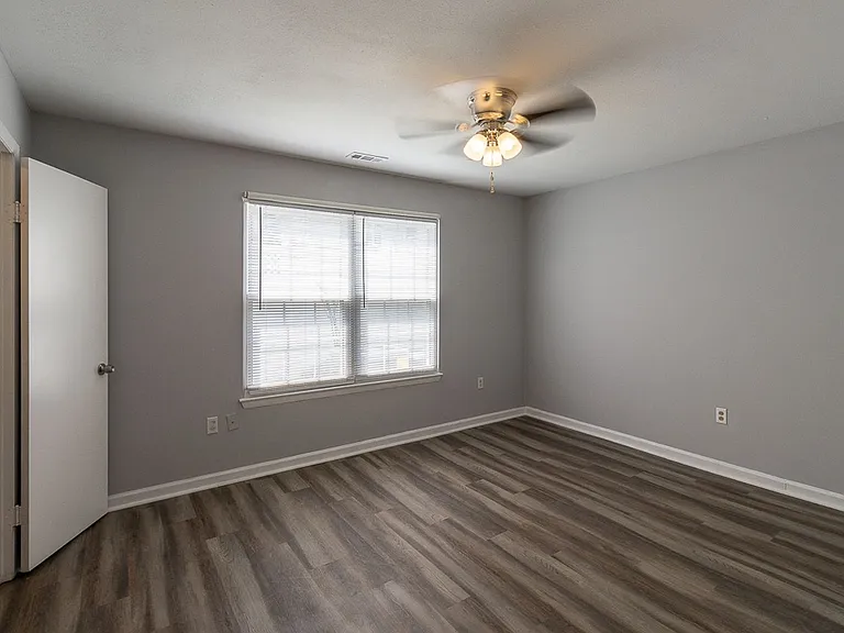 411 Sea Pointe Ct #101 — Photo 19