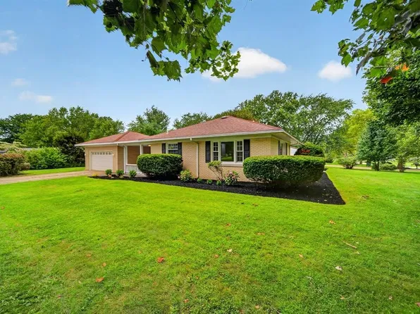 3628 Colonial Ave, Erie, PA 16506