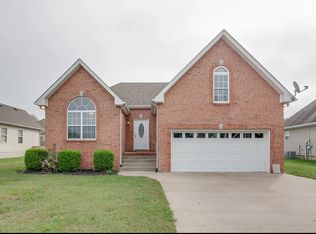 144 Fieldstone Ln, Springfield, TN 37172