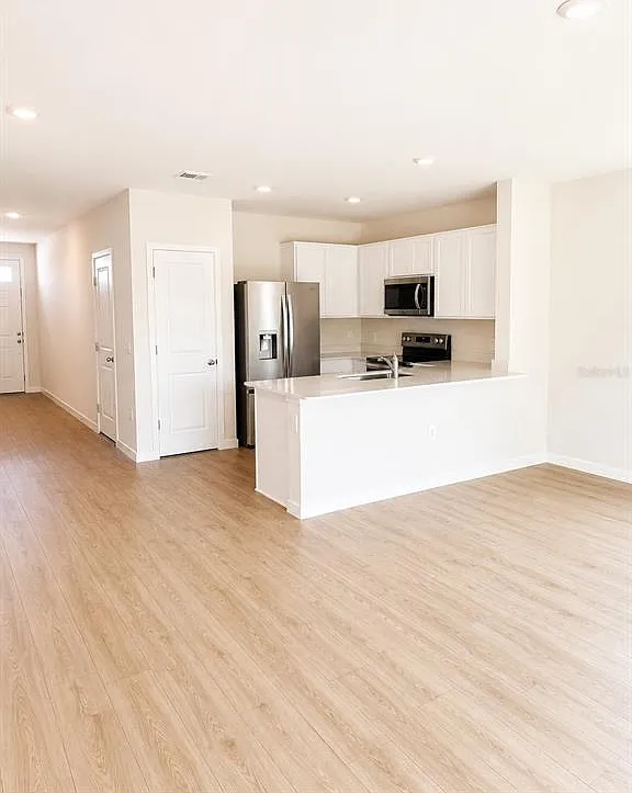 3 bed, 2.5 bath, 1463 sqft, $1,850 — Photo 4