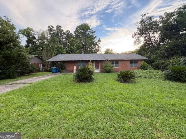 2206 Formosa Cir, Brunswick, GA 31520