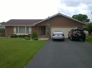 3426 S Glen Park Ct, New Berlin, WI 53151