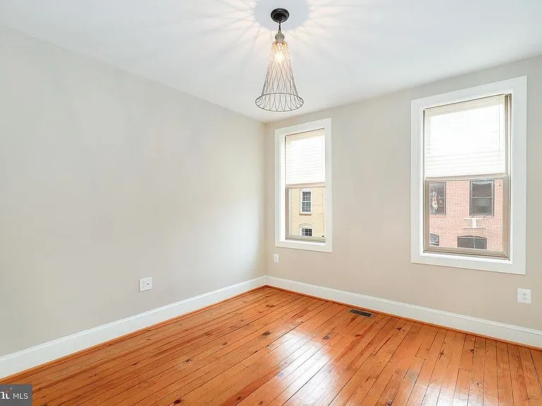 29 N Curley St — Photo 9