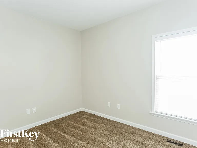 376 Stonehaven Ct SW — Photo 10