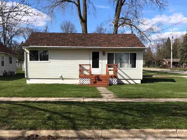 809 E Mason St, Owosso, MI 48867