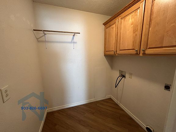 4th image of 505 Hickory St Unit 11