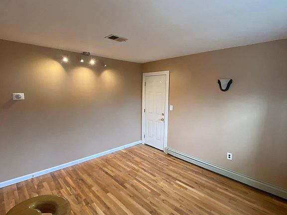 4th image of 260 Nippon Ave Floor 2